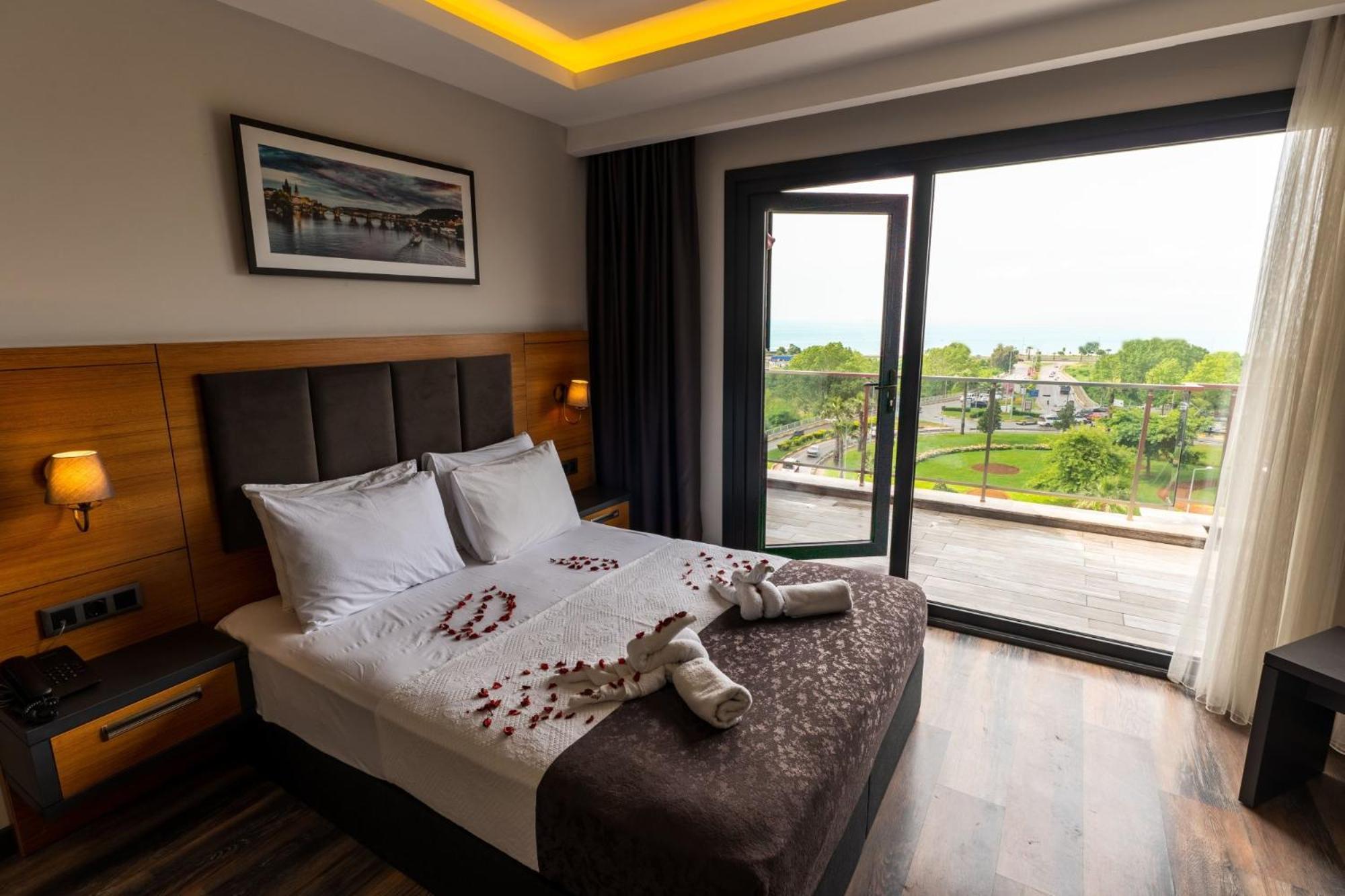 Emay Otel Τραμπζόν Εξωτερικό φωτογραφία
